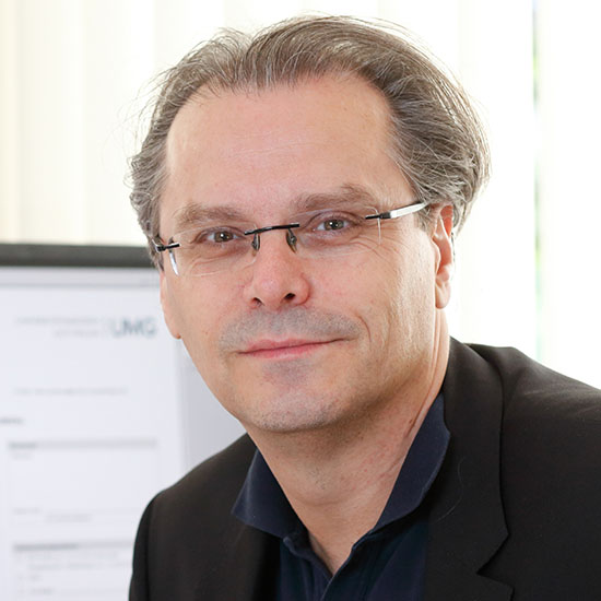 Prof. Dr. Bernd Wollnik